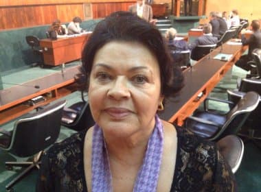 Luiza Maia pede questão de ordem e atrasa votação sobre verba de gabinete