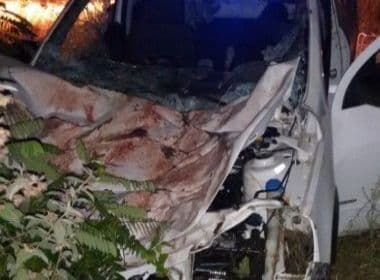 Uma pessoa morre e quatro ficam feridas em acidente na BA-245 em Iaçu