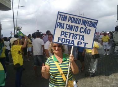 Manifestante quer que petistas &#039;vão para o inferno&#039; e que Aécio Neves assuma Presidência
