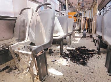 Morte de cobrador: Responsáveis por incendiar ônibus foram presos, diz sindicato