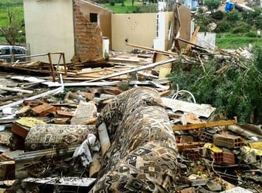 Dilma Rousseff visita áreas atingidas por tornado em Santa Catarina