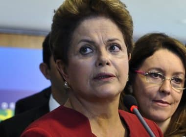 Dilma chama Renan Calheiros para ajudar na aprovação de Fachin para STF
