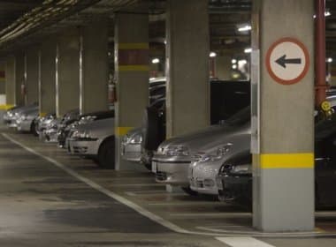 Shoppings cobram pelo uso de estacionamento a partir de junho