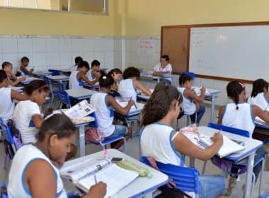 Prefeitura lança edital para contratação de mais de mil professores Reda