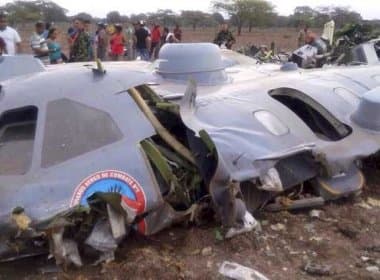 Onze membros da Força Aérea Colombiana morrem em queda de avião militar