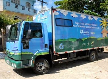 Coelba promove troca de recicláveis por desconto em conta em bairros de Salvador