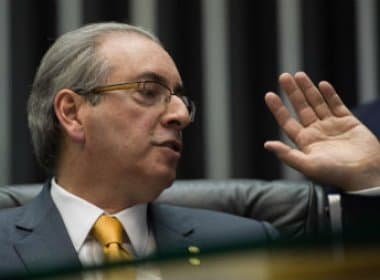 Cunha defende Dilma e diz que impeachment não pode se basear em mandato passado