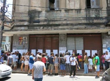 Ativistas fazem ‘Abraço ao Jandaia’ e pedem restauração de antigo cinema