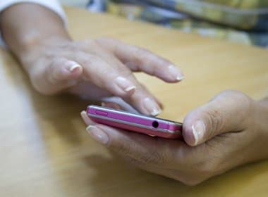 Número de linhas de celulares ativas cai pela primeira vez no Brasil