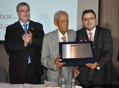 Advogado mais velho em atividade no Brasil é homenageado com missa em Salvador