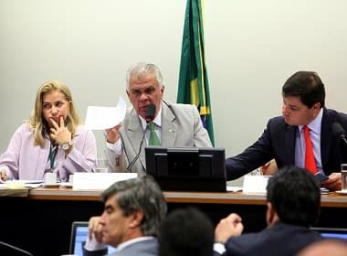 Conselho de Ética volta a apreciar relatório de processo contra Cunha nesta quarta
