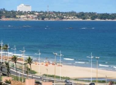 Doze praias estão impróprias para banho em Salvador e RMS, aponta Inema