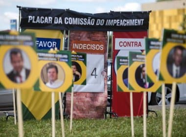 Às vésperas de votação, 17 deputados baianos apoiam Dilma; 16 são a favor do impeachment