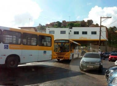 Ônibus voltam a circular em Salvador após manifestação
