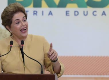 Próximo a votação do Senado, Dilma Rousseff lança &#039;pacote de bondades&#039;