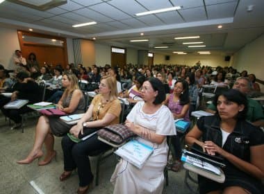 Governo concede promoção de carreira a 22.853 professores; ganho será de 7%