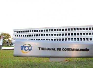 TCU adia em 30 dias prazo para Dilma explicar irregularidades em contas de 2015