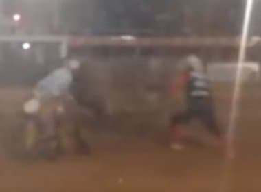 Peão morre após ser pisoteado por touro em rodeio no Mato Grosso; veja vídeo