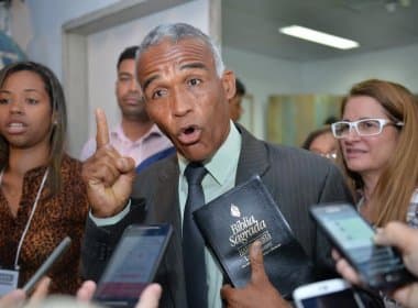 Isidório conclama candidatos a não irem para debate na TV Bahia: ‘Neto nos desrespeitou’