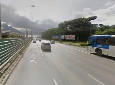 Prefeitura realiza operação tapa-buraco nas avenidas Luís Eduardo Magalhães e Paralela