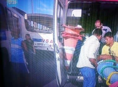 Dois ônibus colidem no Vale dos Barris; ao menos cinco ficam feridos