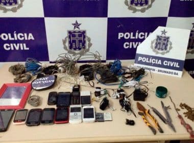 Polícia apreende droga, celulares e alicates na carceragem da Delegacia de Brumado