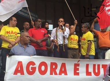 'Estamos voltando a um processo de escravização', acusa Hilton Coelho