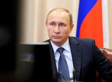 Putin diz que governo considera 'todas as possíveis causas' para explosão em metrô