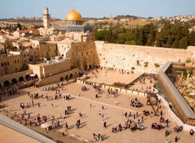 Turista morre esfaqueada em Jerusalém durante Via Crucis