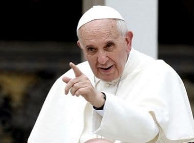 Papa recusa convite de Temer para visitar o Brasil e pede atenção a populações carentes
