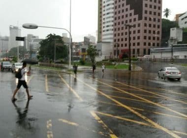 Codesal registra 14 soliticações de emergência em manhã chuvosa em Salvador