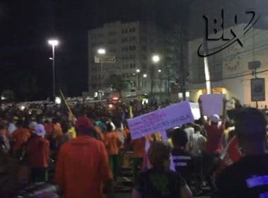 Protesto termina na Praça Castro Alves sem registro de ocorrências, diz polícia