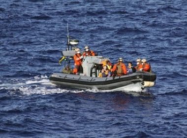 Guarda costeira da Itália resgata 484 migrantes em barcos de borracha no Mediterrâneo