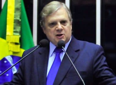 Tasso Jereissati é escolhido para substituir Aécio na presidência do PSDB