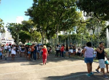 Protesto contra Temer reúne poucas pessoas no Campo Grande neste domingo