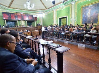 MP abre procedimento para investigar reajuste de prefeito e vereadores de Salvador
