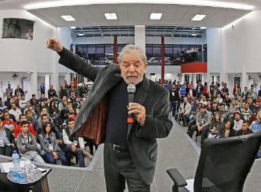 Lula inaugura agenda de pré-candidato com caravana pelo Nordeste