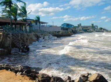 Trechos do litoral baiano perdem até um quilômetro de faixa de terra em dez anos