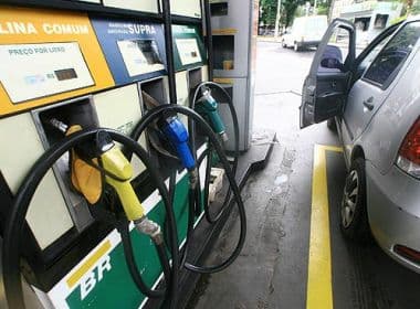 AGU recorre contra liminar que suspende aumento de imposto sobre combustíveis