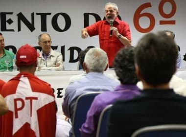 Perícia contratada por Lula aponta que recibos de aluguel foram assinados em datas diferentes