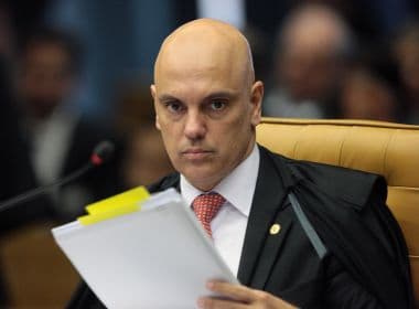 Alexandre de Moraes ordena votação aberta sobre afastamento de Aécio