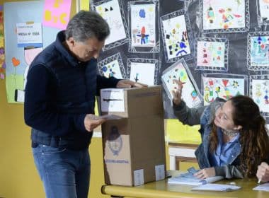 Argentina: Coalizão vence e dá maioria a Macri; Kirchner é eleita senadora