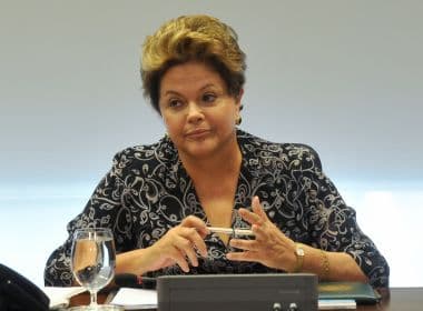 Dilma diz perdoar aqueles que bateram panelas e não descarta concorrer a um cargo político