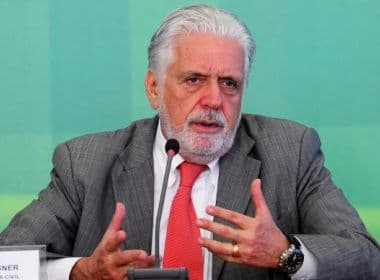Jacques Wagner lidera pesquisa de intenção de voto para senador na Bahia
