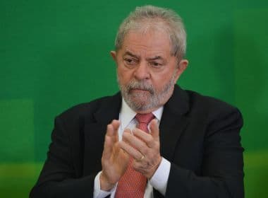 PT quer reunir 50 ônibus saindo de SP para julgamento de Lula em Porto Alegre