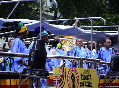 Com Andrew Tosh, Olodum fecha seu último dia em desfile sem cordas