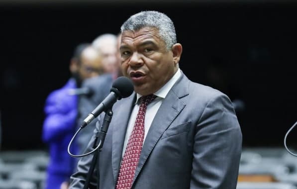 “Relatório da CPI do MST é ataque ao Governo da Bahia e movimentos sociais”, critica Valmir Assunção