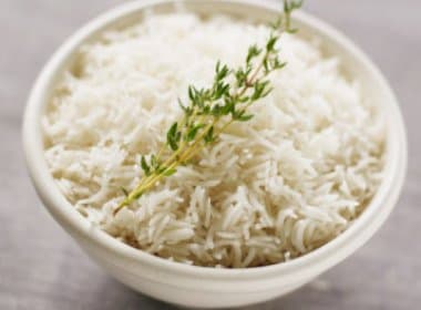 Modo de cozinhar arroz pode torná-lo menos calórico, garantem cientistas