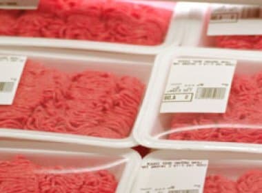 Projeto de Lei da Câmara quer proibir venda de carne moída previamente