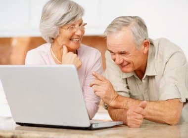 Internet pode ajudar a melhor depressão em idosos